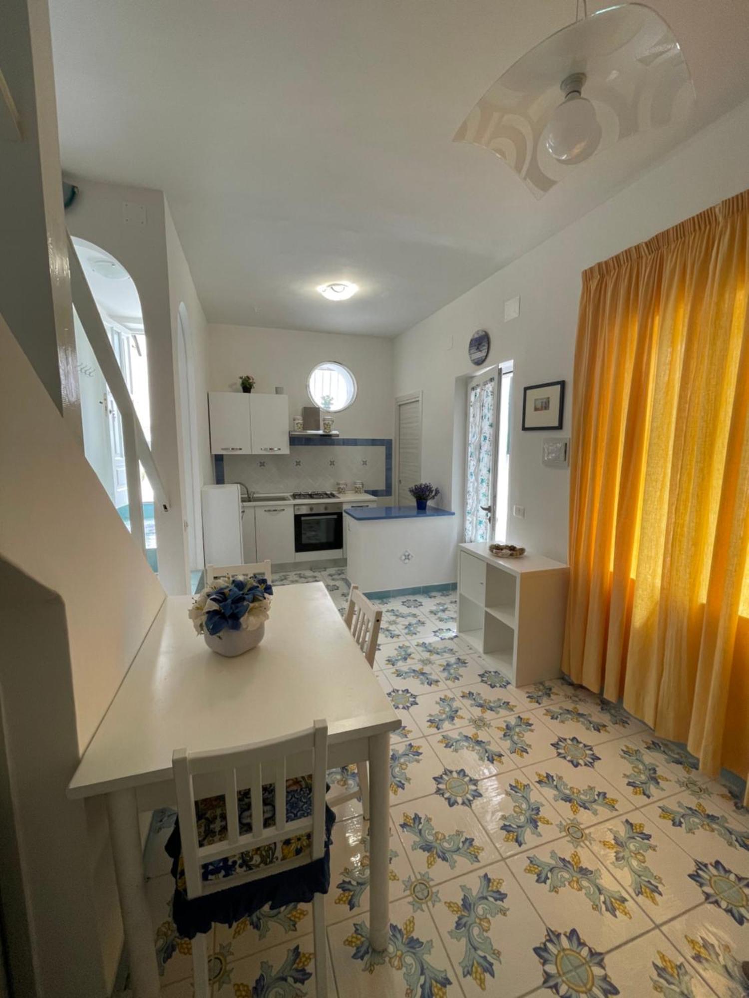 Blue Apartment Forio di Ischia Εξωτερικό φωτογραφία